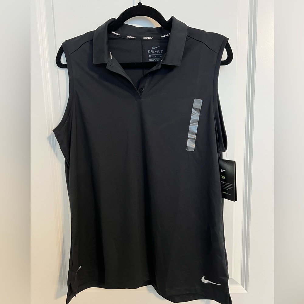 Nike golf top